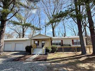 7 Iveon Clay Ln, Pangburn, AR 72121