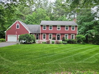 16 Shattuck Rd, Hadley, MA 01035