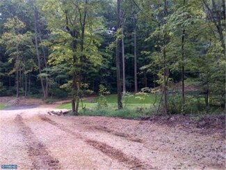 1 Cemetery Ln, Schwenksville, PA 19473