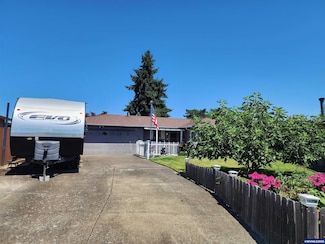 521 36th Ct SE, Albany, OR 97322