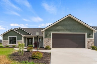 1089 Mosaic St, Huntertown, IN 46748