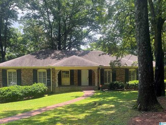 3431 E Briarcliff Rd, Mountain Brook, AL 35223