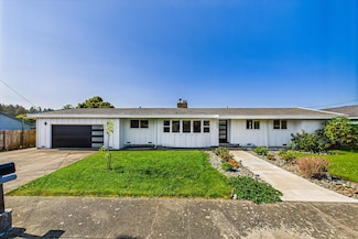 1904 Pickett Rd, McKinleyville, CA 95519