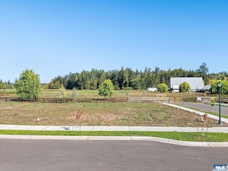 81 Berkshire St, Sequim, WA 98382