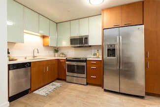 1310 Pensacola St Unit 101, Honolulu, HI 96814