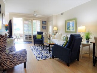 916 Egrets Run Unit 3-102, Naples, FL 34108