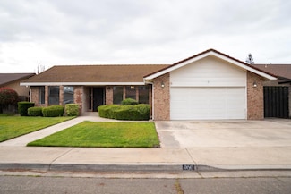 960 Penn Ave, Turlock, CA 95382
