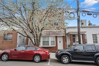 218 68th St, Guttenberg, NJ 07093