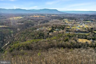 105A & 105B Whipporwill Rd, Front Royal, VA 22630