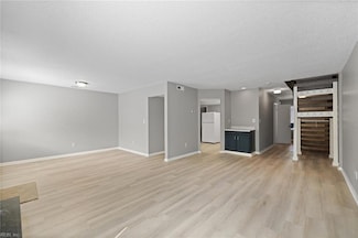 4028 Lake Ridge Cir, Virginia Beach, VA 23452