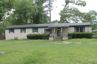 1045 Cypress St, Waskom, TX 75692