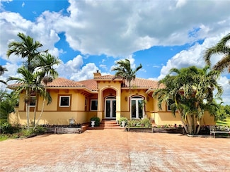 20401 SW 184th St, Miami, FL 33187