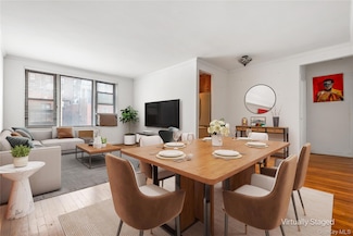 400 W 58th St Unit 5G, New York, NY 10019