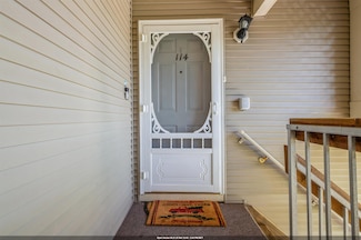 114 Griggs Place, East Brunswick, NJ 08816