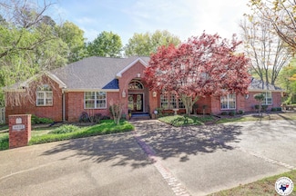 6632 Lakeridge Dr, Texarkana, TX 75503