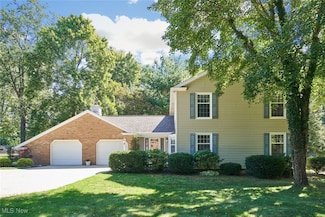 1036 Briarview Ave NW, North Canton, OH 44720