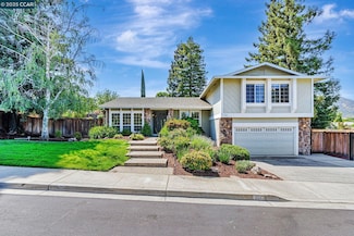 321 Chardonnay Cir, Clayton, CA 94517