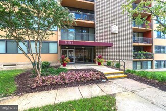 12 S Van Dorn St Unit 403, Alexandria, VA 22304