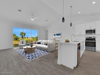 3818 NW 40th Ave, Cape Coral, FL 33993
