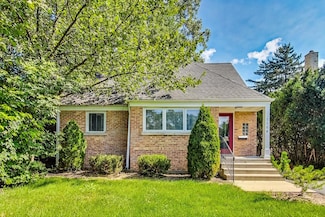 1108 W Northwest Hwy, Arlington Heights, IL 60004