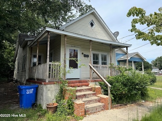618 S 11th St, Wilmington, NC 28401