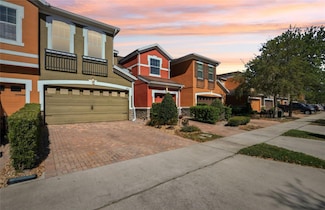 9535 Silver Buttonwood St, Orlando, FL 32832