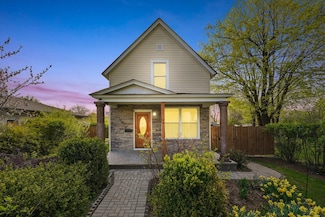 2203 Gilead Ave, Zion, IL 60099