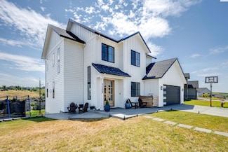 1325 SW Panorama Dr, Pullman, WA 99163