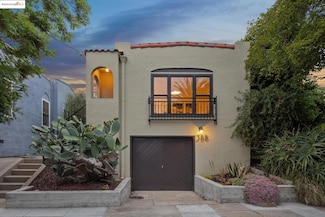 388 43rd St, Oakland, CA 94609