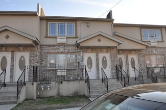 2407 Brookhaven Ave, Far Rockaway, NY 11691