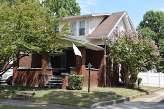 924 2nd St W, Huntington, WV 25701