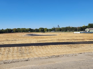 405 4th St SE, Hayfield, MN 55940