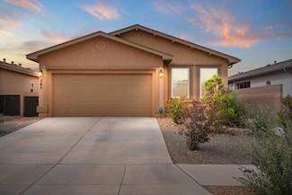 240 Rio Chama Cir SW, Los Lunas, NM 87031
