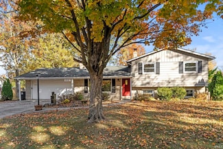 4220 Wedgewood Dr, Fort Wayne, IN 46815