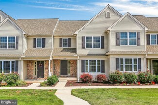 1288 Overlook Rd, Middletown, PA 17057