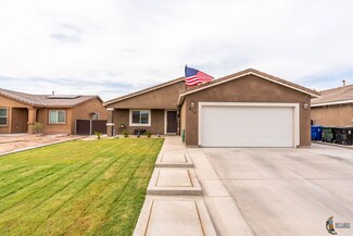 513 Meadow Ct, Imperial, CA 92251