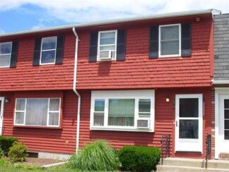 5 Lydon Ln Unit E1, Halifax, MA 02338