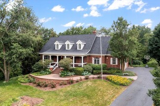 42W183 Ravine Dr Unit 9, Saint Charles, IL 60175