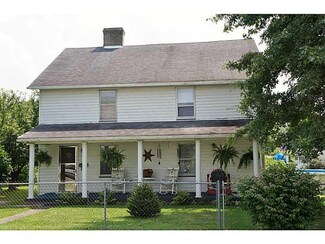 612 Front St, Mount Pleasant, PA 15666