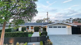 296 Hanover Dr, Costa Mesa, CA 92626