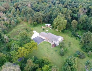 5669 Bellbrook Rd, Brooklyn, WI 53521