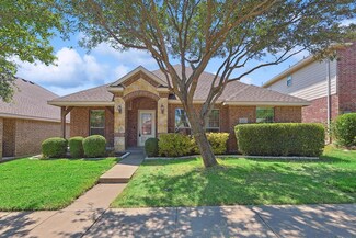 117 Brook Hollow Ln, Red Oak, TX 75154