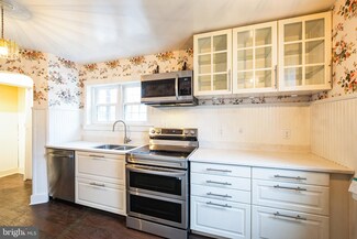 559 Chestnut St, Royersford, PA 19468