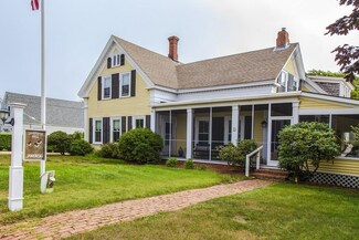 113 Bank St, Harwich Port, MA 02646
