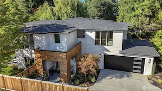 912 18th Ave W, Kirkland, WA 98033