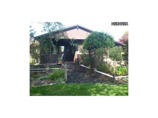 17374 Horse Shoe Bend Rd, Newcomerstown, OH 43832