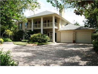101 Asbury Rd, Lafayette, LA 70503