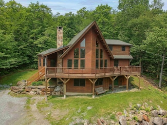 46 Scattered Timber Rd, Wilmington, VT 05363