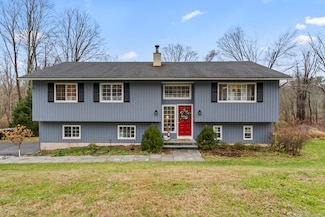 151 North St, Ridgefield, CT 06877