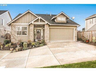 18841 Tanoak Way, Oregon City, OR 97045